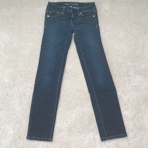 American Eagle blue jeans